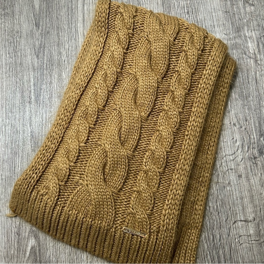 Michael Kors Camel Cable Knit Winter Scarf Tan Chunky Knit Logo - Picture 3 of 6